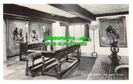 R467279 Penfound Manor. The Dining Room. RP. Postcard - Monde