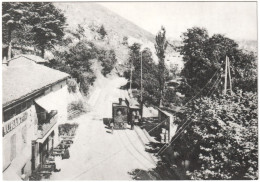 CPSM "AMIS DU RAIL DU FOREZ" . TRAMWAYS DE ST-ETIENNE - LIGNE FIRMINY-LE PERTUISET - LOCOMOTIVE WINTERTHUR AU TERMINUS - Tramways