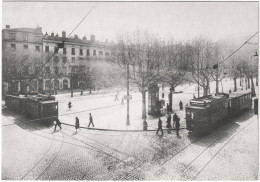 CPSM "AMIS DU RAIL DU FOREZ" . TRAMWAYS DE ST-ETIENNE - PLACE DE L'HÔTEL-DE-VILLE VERS 1925 - MOTRICES H - Tramways