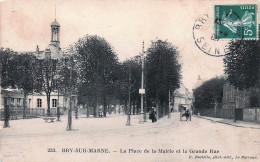 94* BRY S/MARNE    Place De La Mairie      RL45,0457 - Bry Sur Marne