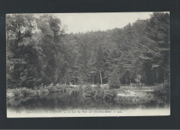 CPA - 61 - Bagnoles-de-l'Orne - Le Lac Du Parc De L'Etablissement - Non Circulée - Bagnoles De L'Orne