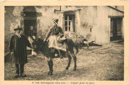 Animaux - Anes - Les Auvergnats Chez Eux - Départ Pour La Foire - Animée - CPA - Voir Scans Recto-Verso - Donkeys