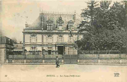 28 - Dreux - La Sous-Préfecture - Animée - Oblitération Ronde De 1929 - CPA - Voir Scans Recto-Verso - Dreux