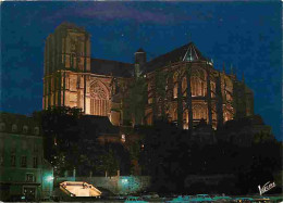 72 - Le Mans - La Cathédrale Saint Julien - Vue De Nuit - CPM - Voir Scans Recto-Verso - Le Mans