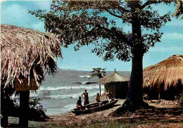 Afrique - Africa In Pictures - Village De Pêcheurs - CPM - Voir Scans Recto-Verso - Ohne Zuordnung