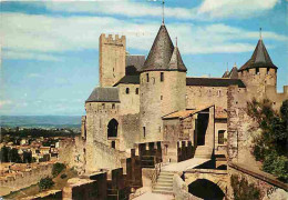 11 - Carcassonne - La Cité Médiévale - Le Château Comtal - La Porte D'Aude - Les Remparts - Au Loin La Montagne Noire -  - Carcassonne