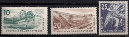 GERMANY DDR 1957 569-571 ** - Unused Stamps