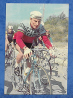 CPSM Cyclisme Vélo ANDRE DARRIGADE N° 105 - Photo L' Equipe - Equipe Gitane 10/15 Cm - Cyclisme