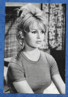 CPSM Actrice BRIGITTE BARDOT Geburtstag 28 Septembre Foto Privat - Entertainers