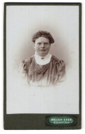 Fotografie Atelier Eder, Kempten, Portrait Frau Mit Zeitgenöss. Frisur  - Anonymous Persons