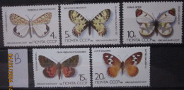 RUSSIA ~ 1986 ~ S.G. NUMBERS 5632 - 5636, ~ 'LOT B' ~ BUTTERFLIES AND MOTHS. ~ MNH #03642 - Unused Stamps