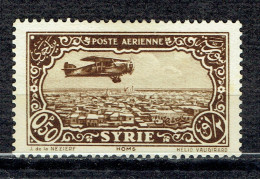 Avion Survolant Homs - Luftpost