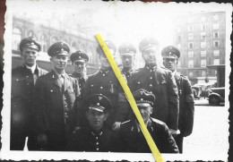 BELG 514 0524 WW2 WK2 BELGIQUE BRUXELLES GARE  OCCUPATION PERSONNELS CHEMIN DE FER  ALLEMANDS  1940 / 1944 - Guerre, Militaire