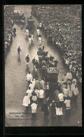 AK Wien, XXIII. Eucharistische Prozession 1912, Das Allerheiligste Im Glas-Galawagen  - Autres & Non Classés