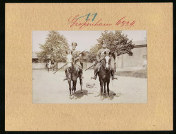 Fotografie Brück & Sohn Meissen, Ansicht Grossenhain, 1. K. S. Husaren-Regiment König Albert Nr. 18 Auf Patrouille  - Krieg, Militär