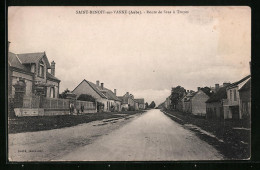 CPA Saint-Benoit-sur-Vanne, Route De Sens à Troyes  - Troyes