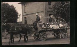 Foto-AK Malente-Gremsmühlen, Wagenblumenkorso Im Sommer 1928, Festwagen  - Malente-Gremsmuehlen