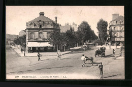 CPA Deauville, L`Avenue De Villers  - Deauville