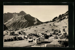 AK Hirschegg Im Kleinwalsertal, Ortsansicht Mit Widderstein  - Andere & Zonder Classificatie