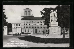 AK Geneve, Monument Albert Thomas Et Le Bureau International Du Travail  - Autres & Non Classés