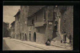 Cartolina Assisi, Antica Casa Dei Maestri Comacini  - Otros & Sin Clasificación