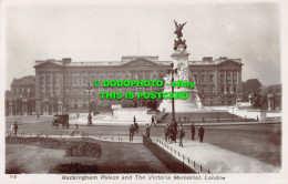 R502198 London. Buckingham Palace And The Victoria Memorial. The Regent Publishi - Autres & Non Classés