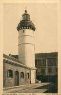 ONIVAL Sur MER . Le Phare - Onival