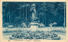 STRASBOURG . L'Orangerie . Ganseliesel - Strasbourg