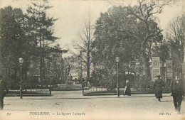TOULOUSE . Le Square Lafayette - Toulouse