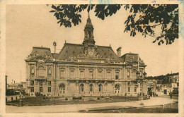 TOURS . Hôtel De Ville - Tours