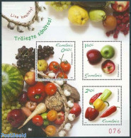 Romania 2012 Fruit & Vegetables Special S/s, Mint NH, Health - Food & Drink - Nuevos