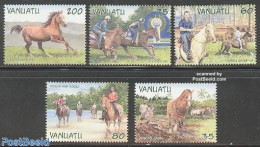 Vanuatu 2002 Tourism & Horses 5v, Mint NH, Nature - Various - Horses - Tourism - Vanuatu (1980-...)