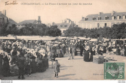 CONCARNEAU -1913 -  La Place D'Armes Un Jour De Marché - Concarneau