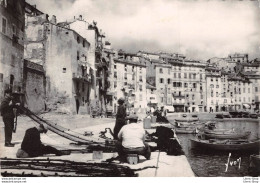 BASTIA►2B►CPM►1958►UN COIN DU VIEUX PORT►PÊCHEURS RÉPARANT LES FILETS►YVON - Bastia