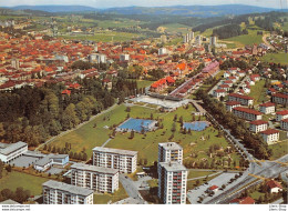 SCHWEIZ SUISSE►NE►LA CHAUX-DE-FONDS►CPSM►1969►VUE GÉNÉRALE AÉRIENNE►PISCINE▬PATINOIRE►R. JEANNERET-DANNER - Andere & Zonder Classificatie