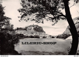 [04] SISTERON VUE GÉNÉRALE LA CITADELLE LE ROCHER DE BAUME - Cpsm GF Dentelée ± 1960 ♥♥♥ - Sisteron