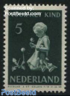 Netherlands 1940 5c, Stamp Out Of Set, Mint NH, Nature - Flowers & Plants - Ongebruikt