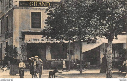 ANDRÉZIEUX (42) CPA 1906 -  La Place Et Le Bar-Restaurant GRAND - Éditions Johannès MERLAT - Andrézieux-Bouthéon