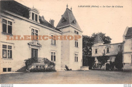 LARAJASSE (69) Aout 1925 - La Cour Du Château - Andere & Zonder Classificatie