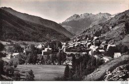 Vallée Du Queyras. AIGUILLES (05) Cpsm 1951 Vu Côté Abries Au Fond : Furfande, Aiguille Du Ratier Pic Du Gazon - Sonstige & Ohne Zuordnung