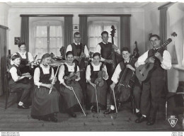 ALTE POSTKARTE ± 1950 - VOLKSMUSIK DIE ENGEL FAMILIE REUTTE - TIROL - Musik Und Musikanten