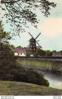 VINTAGE POSTCARD 1959 -  MALMÖ - Slottsmöllan - The Mill En Castle Park - Moulin - Svezia