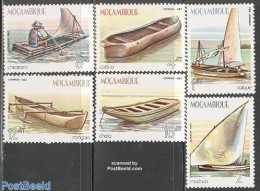 Mozambique 1982 Boats 6v, Mint NH, Transport - Ships And Boats - Boten