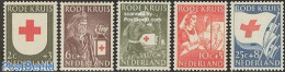 Netherlands 1953 Red Cross 5v, Mint NH, Health - Transport - Red Cross - Automobiles - Ongebruikt