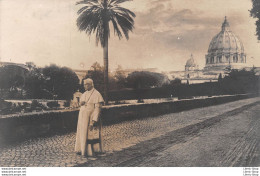 Religion Chrétienne Catholique - CPA  - Pape PIE X Dans Les Jardins Du Vatican  - Pausen