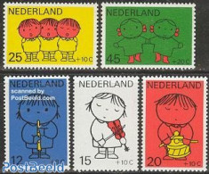 Netherlands 1969 Child Welfare, Dick Bruna 5v, Mint NH, Performance Art - Music - Art - Children's Books Illustrations.. - Ongebruikt