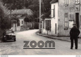 HÉDOUVILLE (95) Grande Rue - Automobile 4cv Renault - Sonstige & Ohne Zuordnung