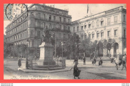 ALGER CPA 1910 Place Bugeaud Et Le Quartier Général Du XIXe Corps -Éd. LL N°104  - Algerien