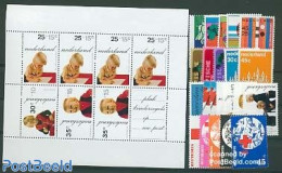 Netherlands 1972 Yearset 1972 (22v+1s/s), Mint NH, Various - Yearsets (by Country) - Unused Stamps