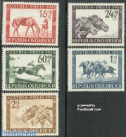 Austria 1946 Horse Races 5v, Mint NH, Nature - Sport - Horses - Sport (other And Mixed) - Ongebruikt